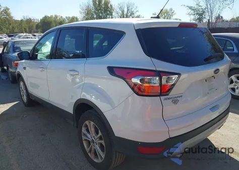2017 Ford Escape Se z USA, uszkodzony, nr VIN 1FMCU0GDXHUA52567